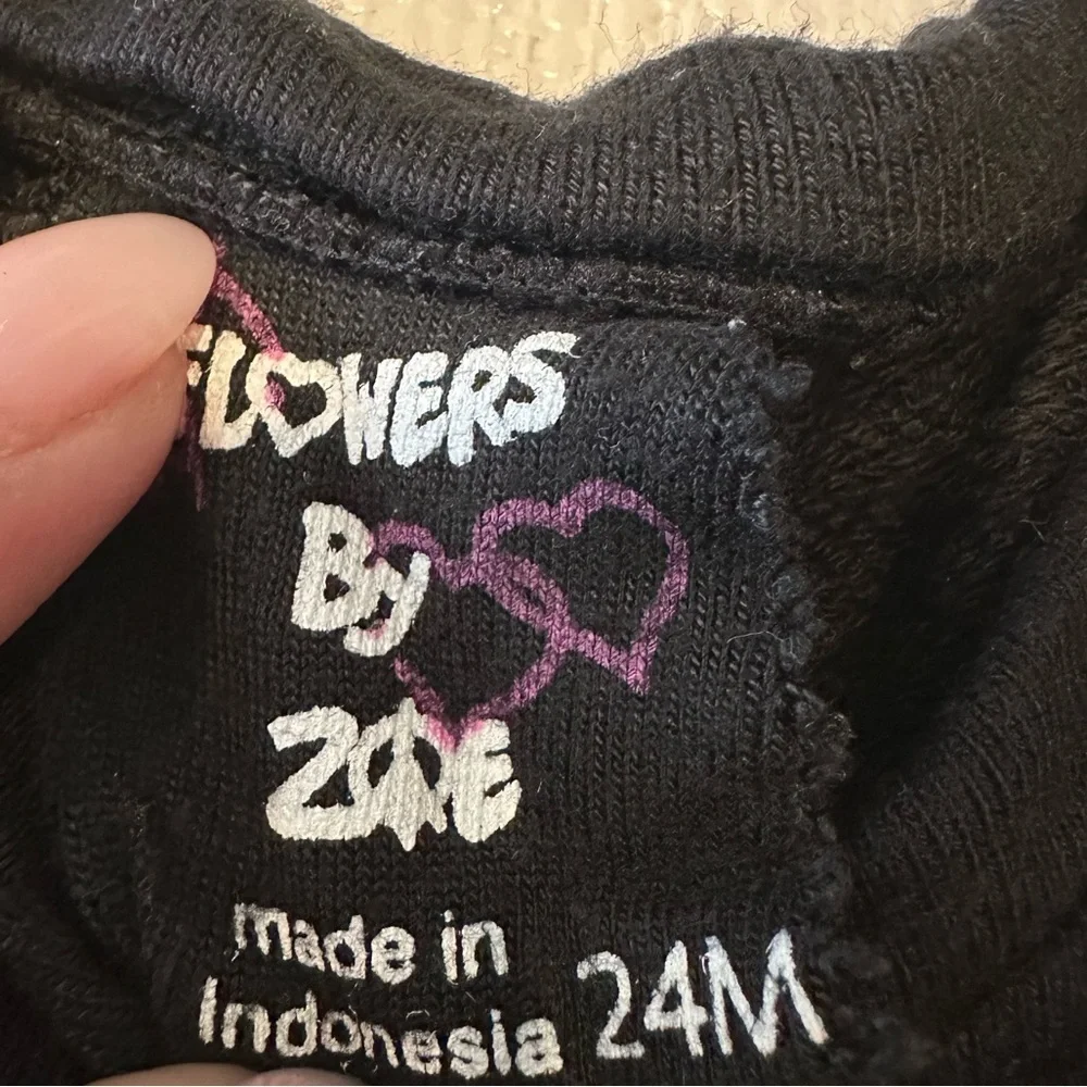 Flowers by Zoe (vintage!)  Black Emoji Unicorn Jogger Set